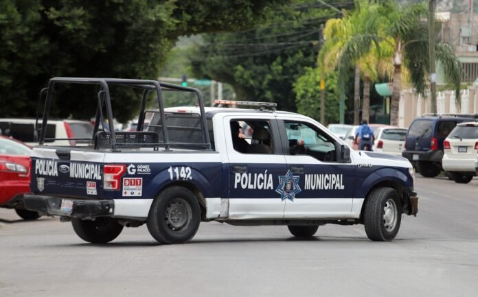 Conductor apuñala a taxista en Gómez Palacio