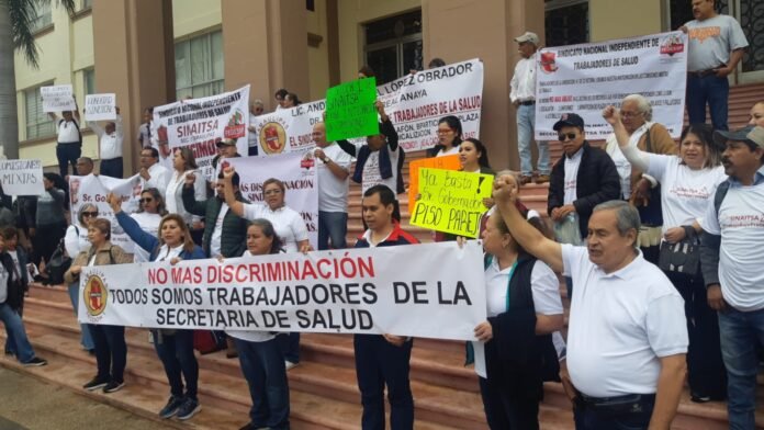 Entregan 995 plazas